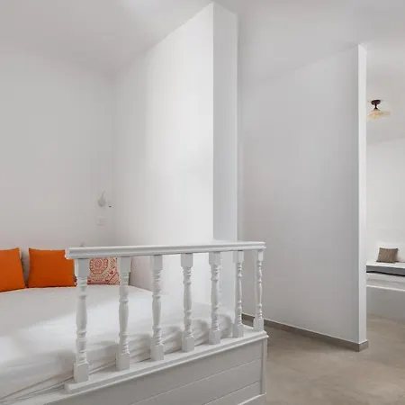 Stegna Akti Luxury מלון *